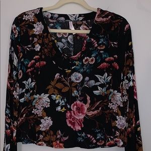 Xhilaration Crop Long Sleeve